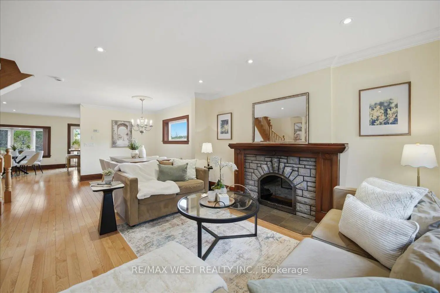 69 Mayfield Avenue photo 4