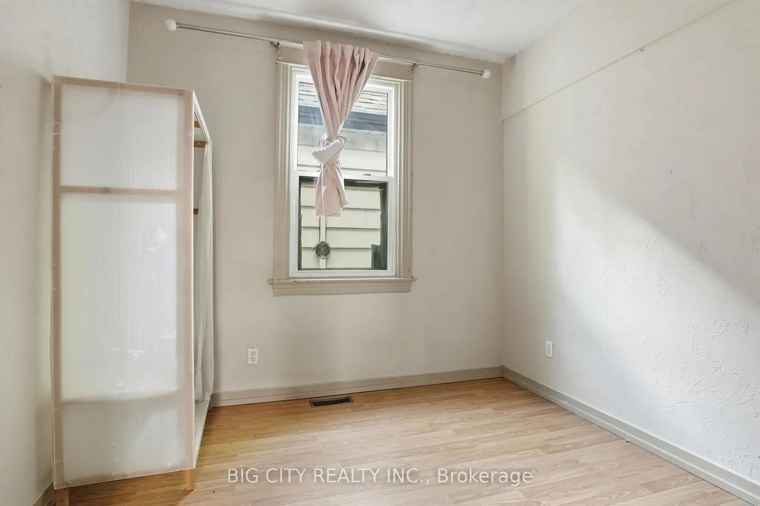 Additional image 5 of 56 Holmes Avenue