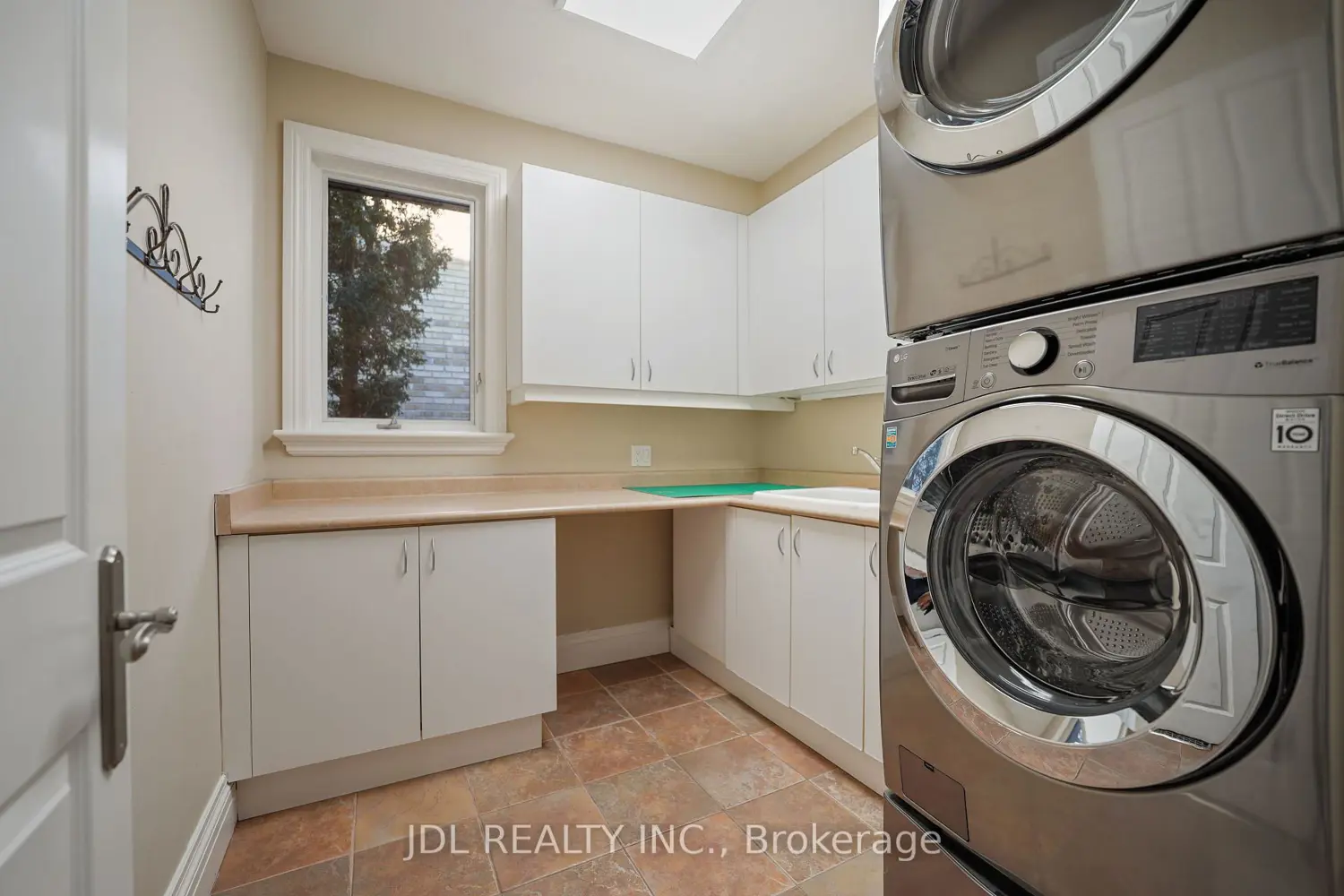 Additional image 10 of 1283 Lindburgh Court