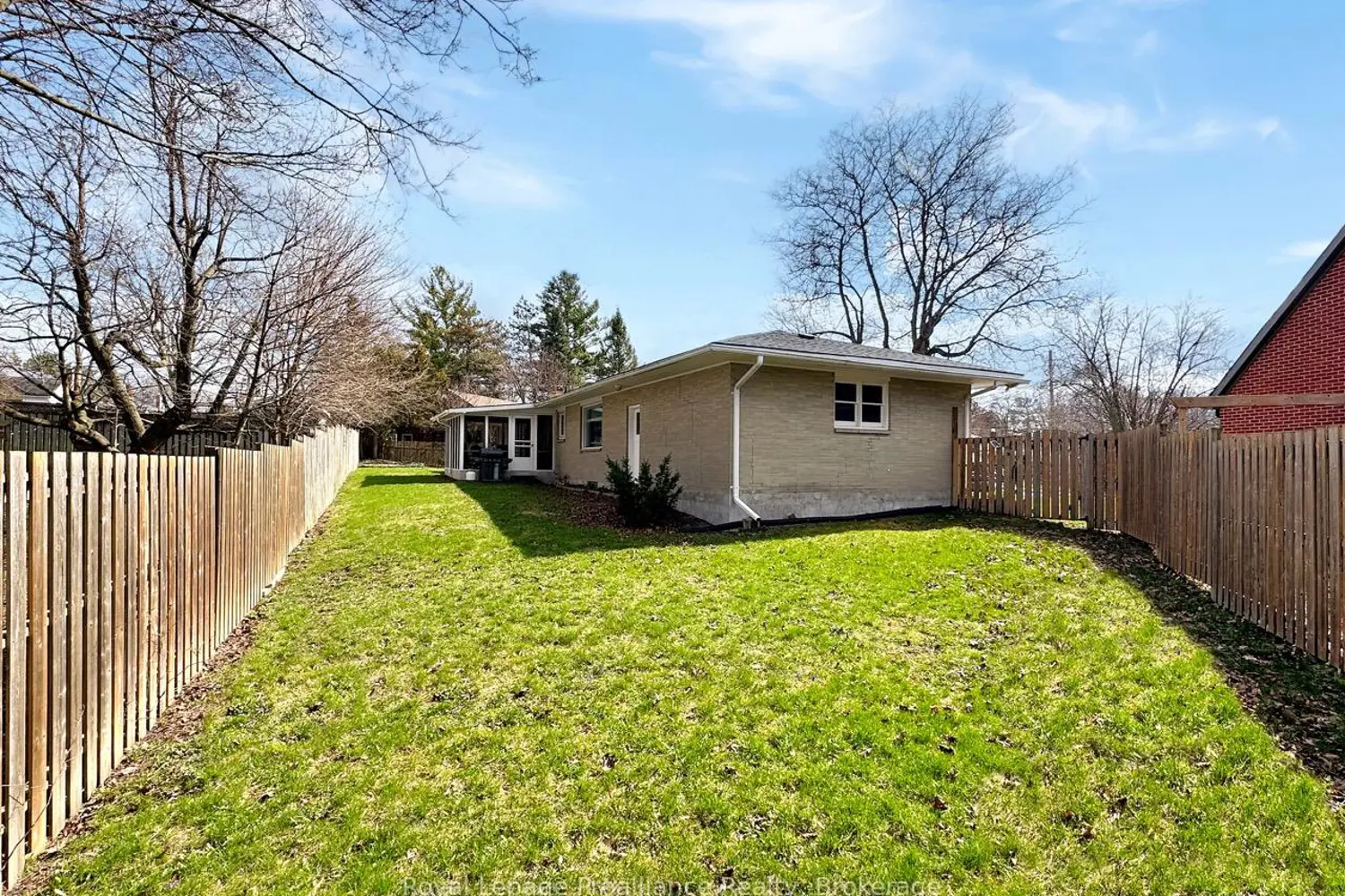 7 Eastwood Park Drive