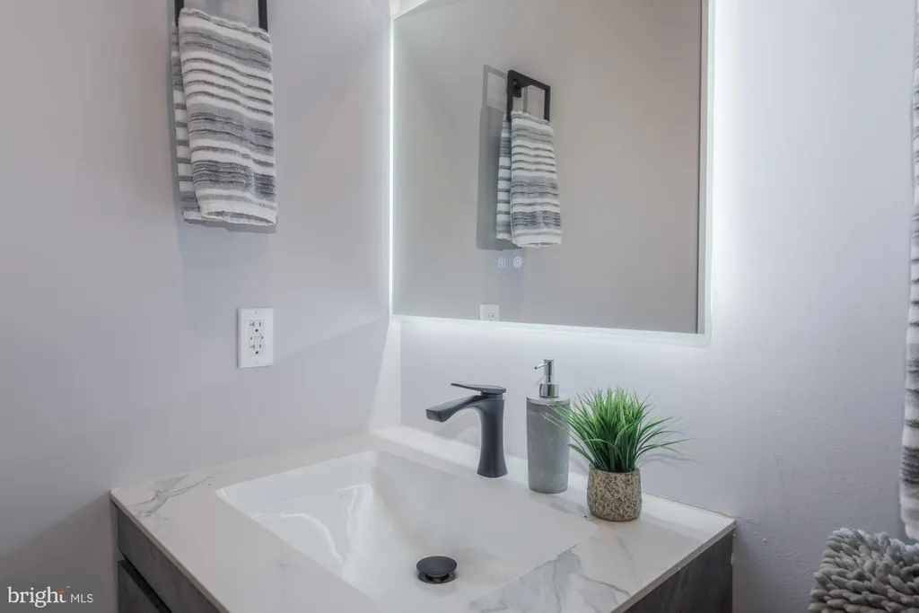Additional image 39 of 1332 G Street SE Unit 1, Washington, DC 20003