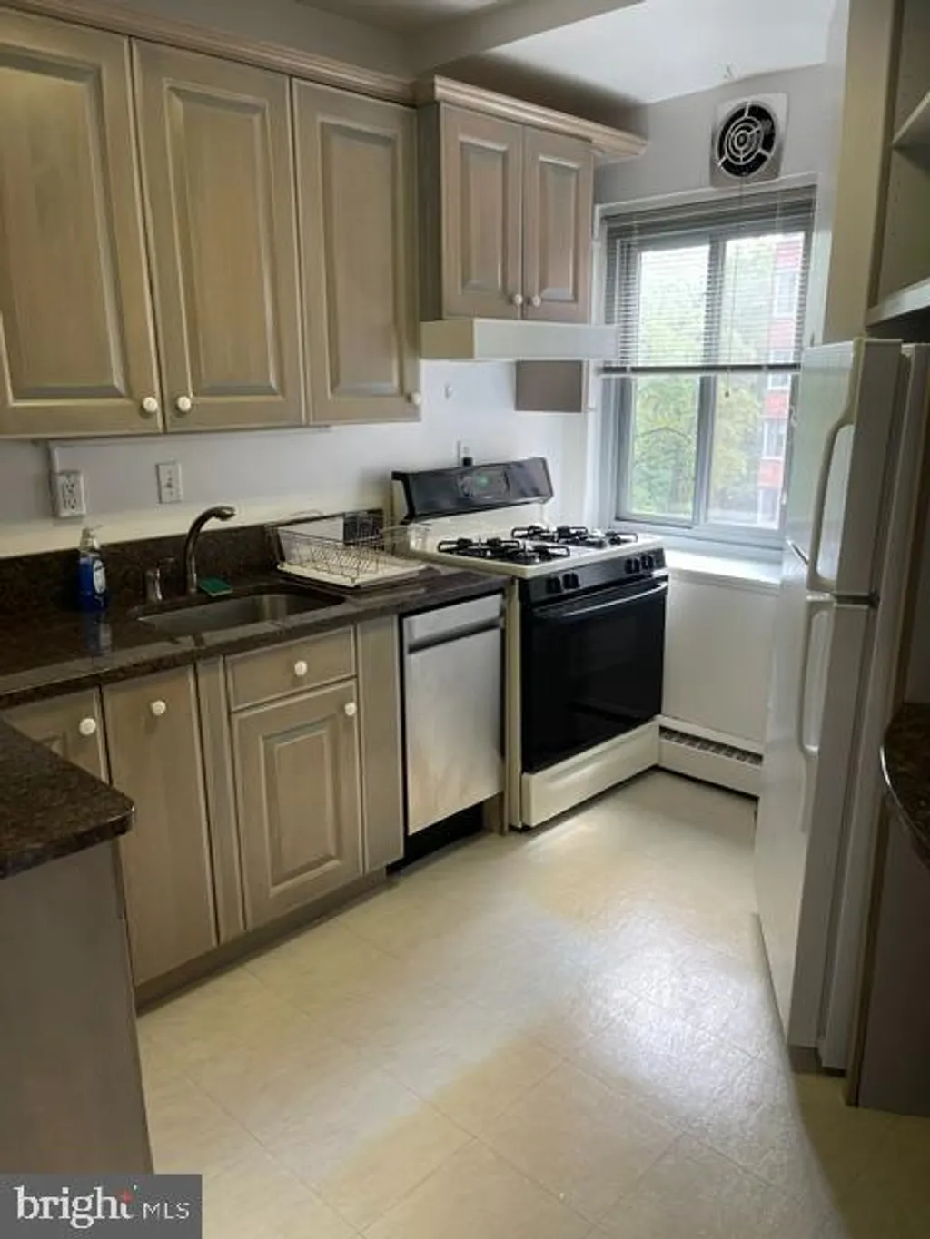 Additional image 7 of 4200 Cathedral Avenue NW Unit 708, Washington, DC 20016