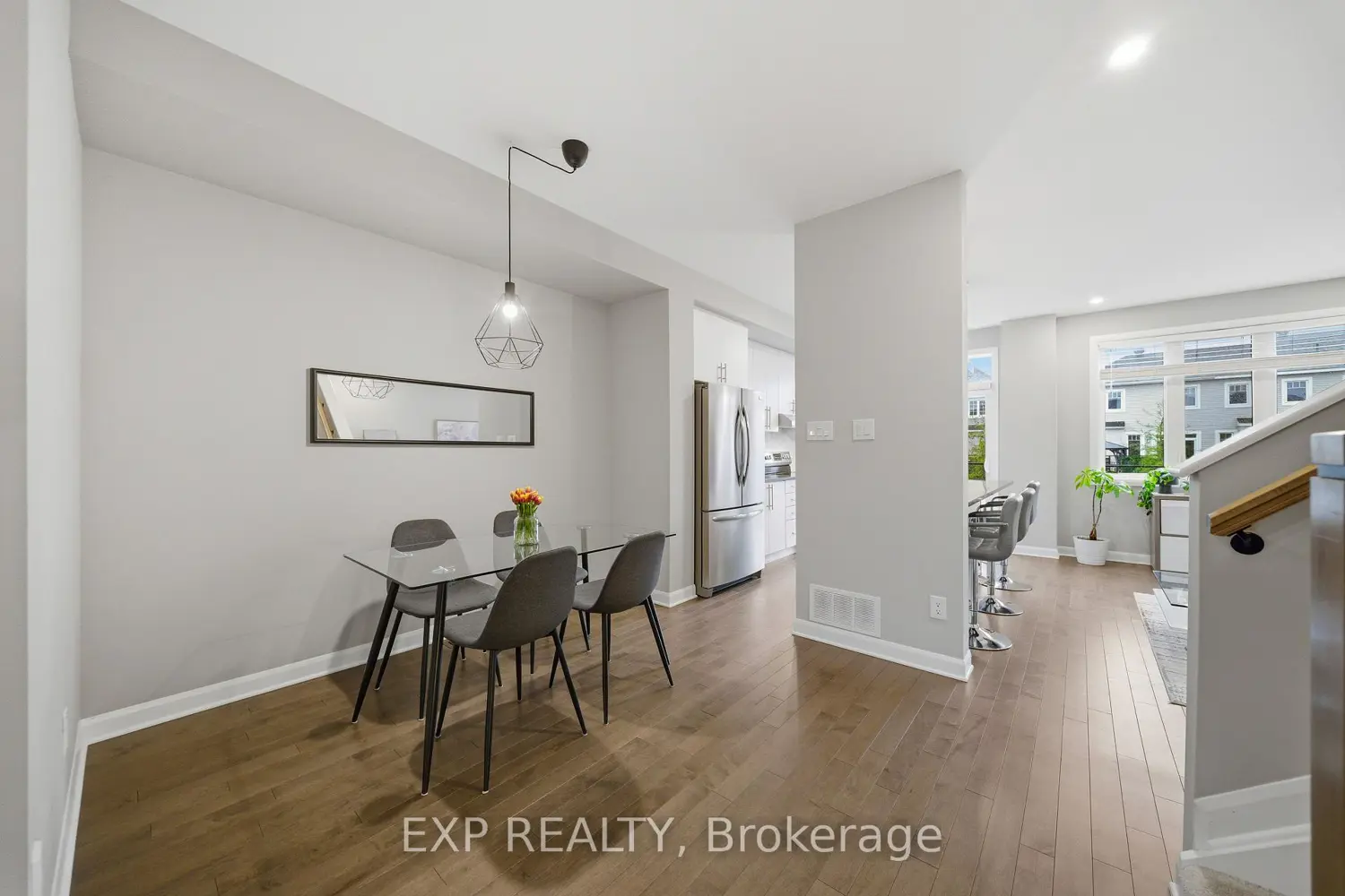 66 Gardenpost Terrace photo 5