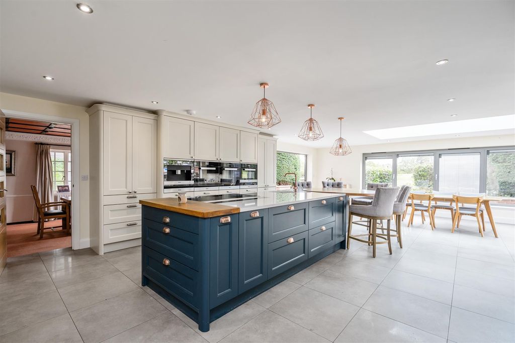 Additional image 4 of 5 bed detached house for saleBakers Lane, Knowle B93