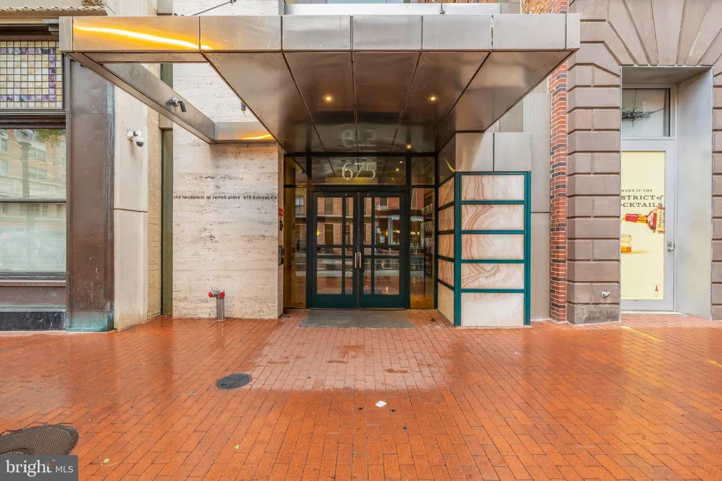 Additional image 2 of 675 E St NW Unit 350, Washington, DC 20004