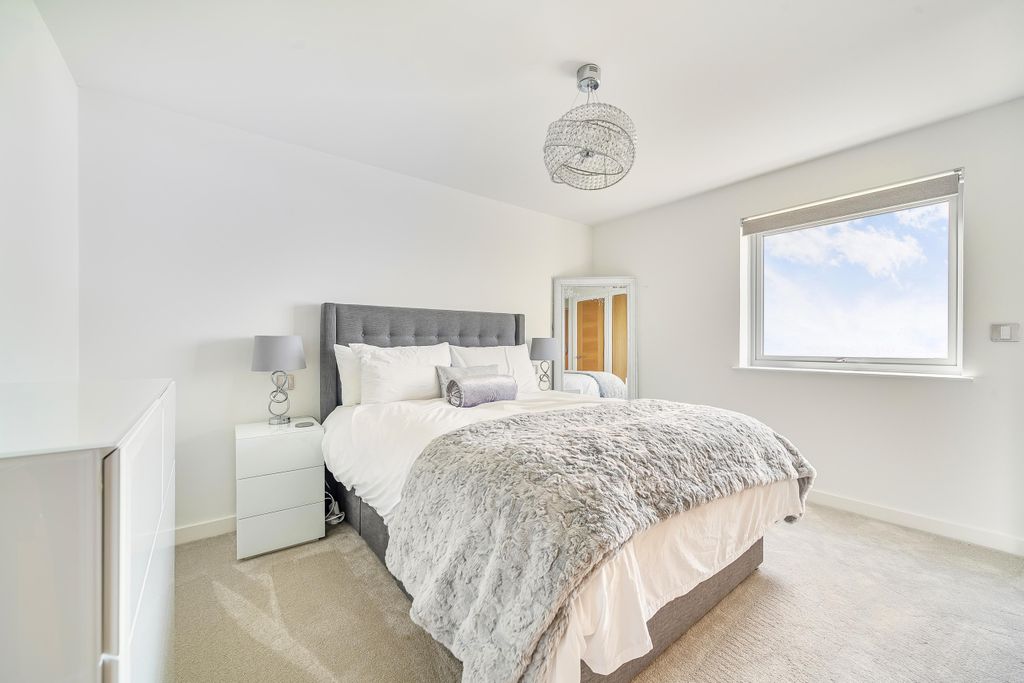 Additional image 14 of 4 bed flat for saleHeadland Road, Newquay, Cornwall TR7