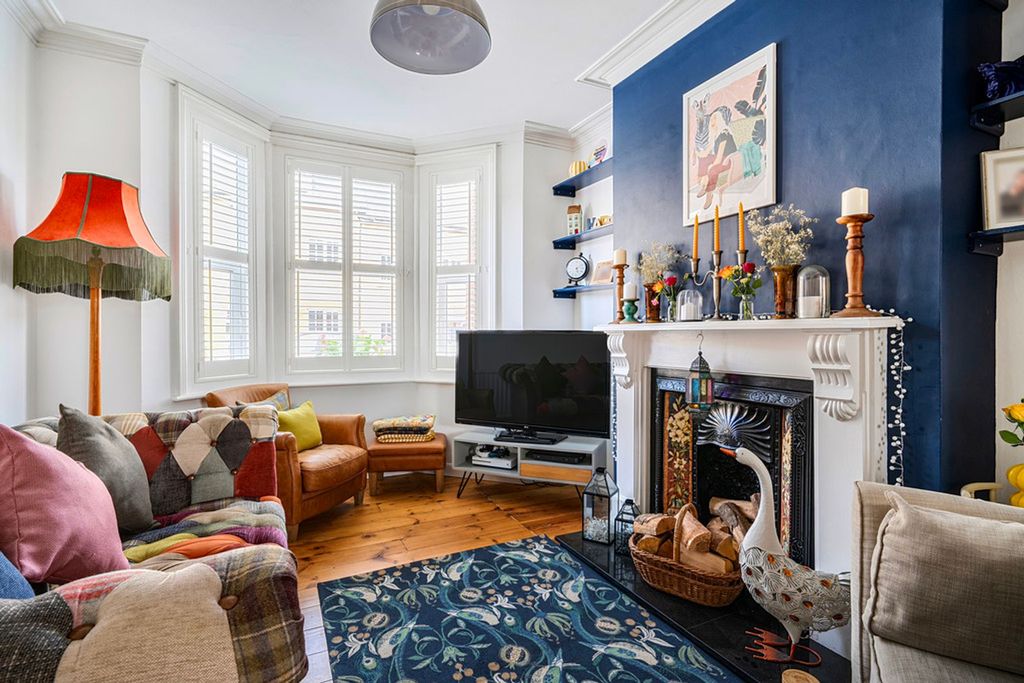 3 bed terraced house for saleLillian Road, Ramsgate CT11 photo 5