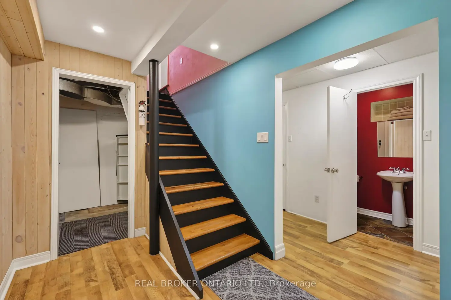 Additional image 14 of 1572 Dorion Avenue