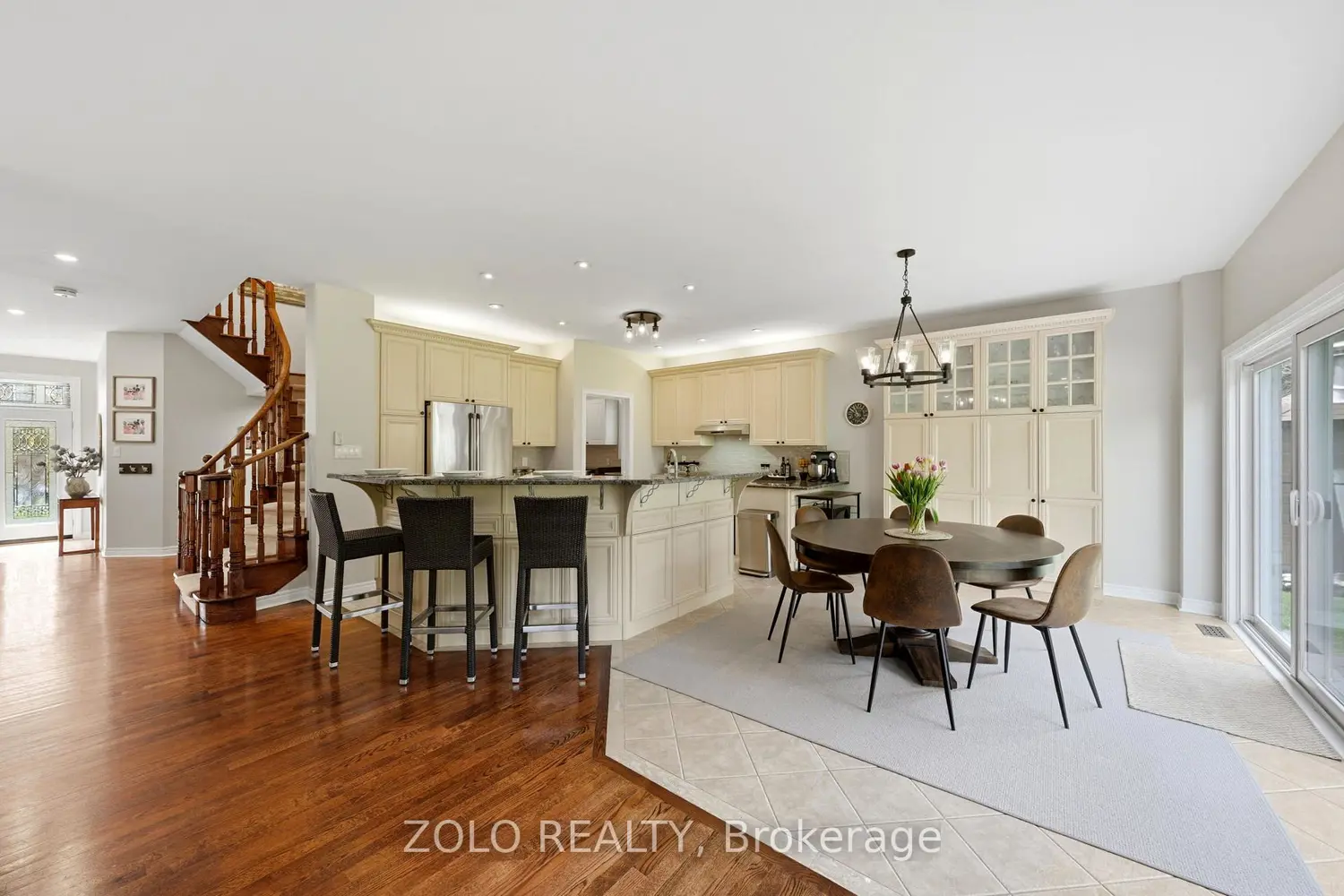 Additional image 4 of 86 North Ridge Crescent