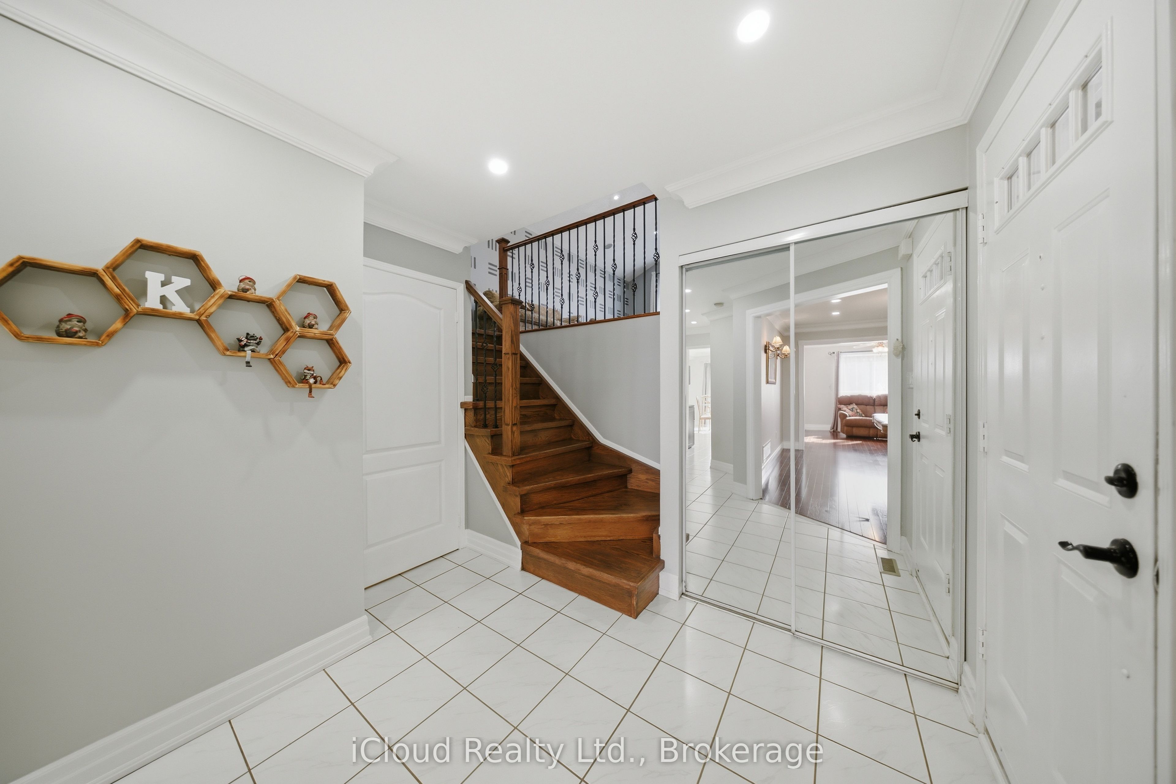 Additional image 6 of 7389 Sandhurst Drive, Mississauga, ON, L5N 7G6