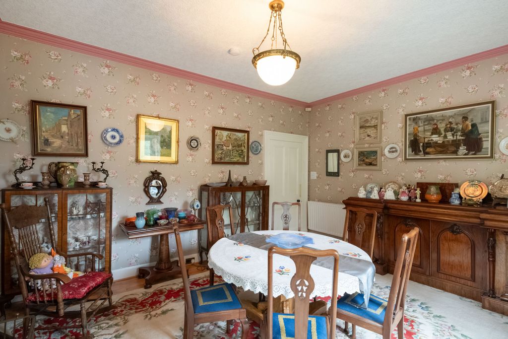 Additional image 8 of 3 bed flat for saleLyon Road, Killin FK21
