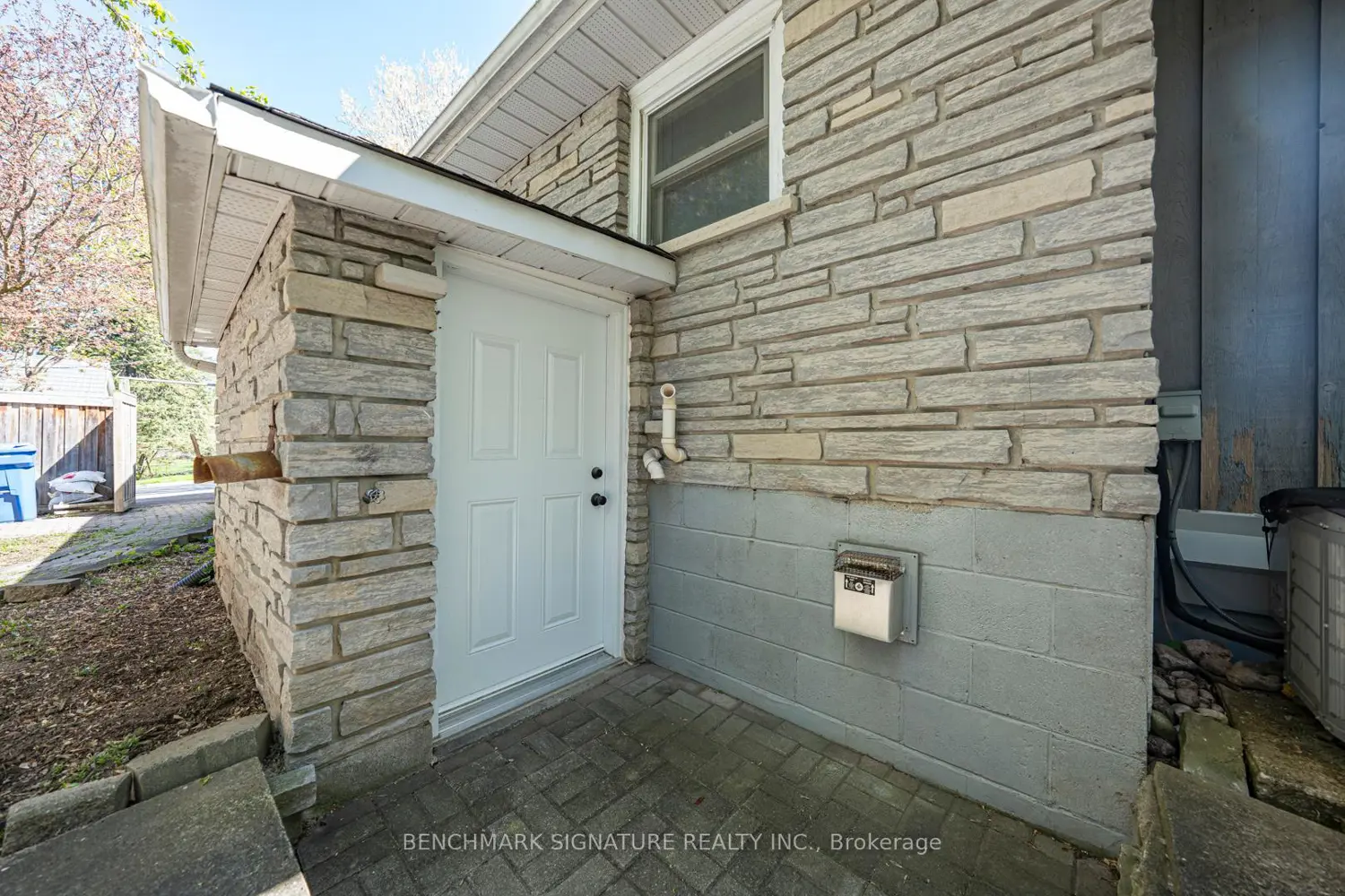 Additional image 16 of 360 Ontario Street