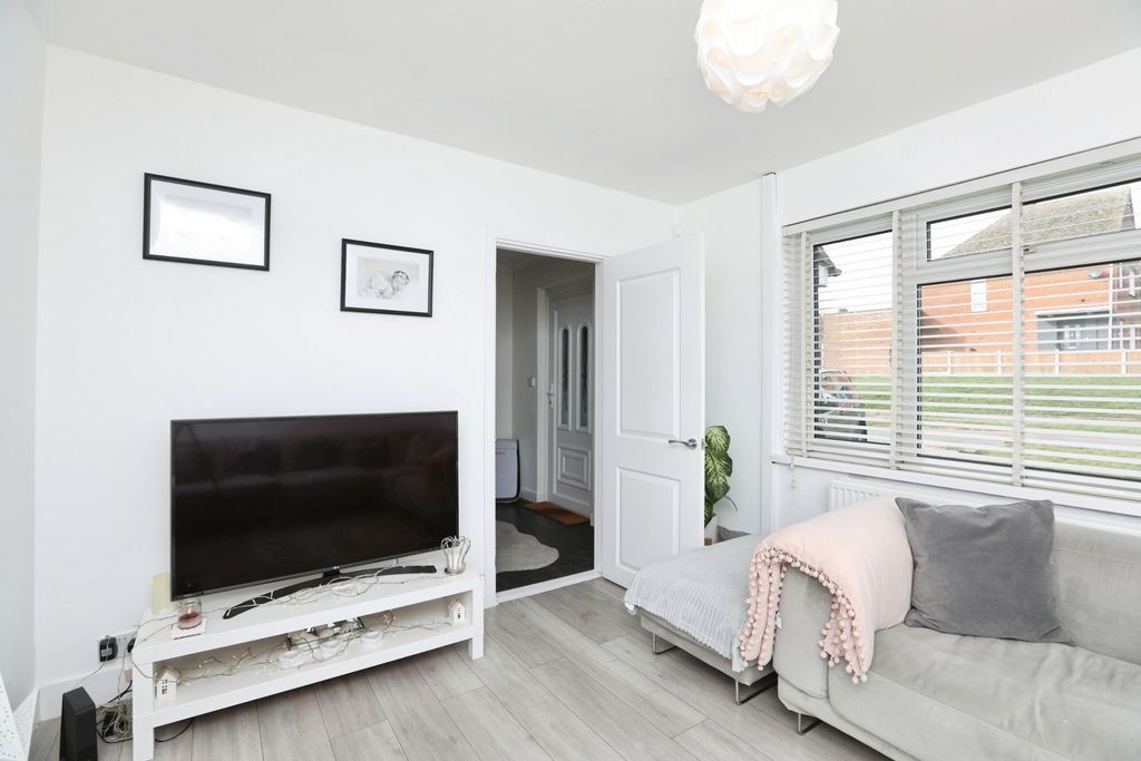 Additional image 17 of 3 bed semi-detached house for saleManor Grove, Sittingbourne, Kent ME10