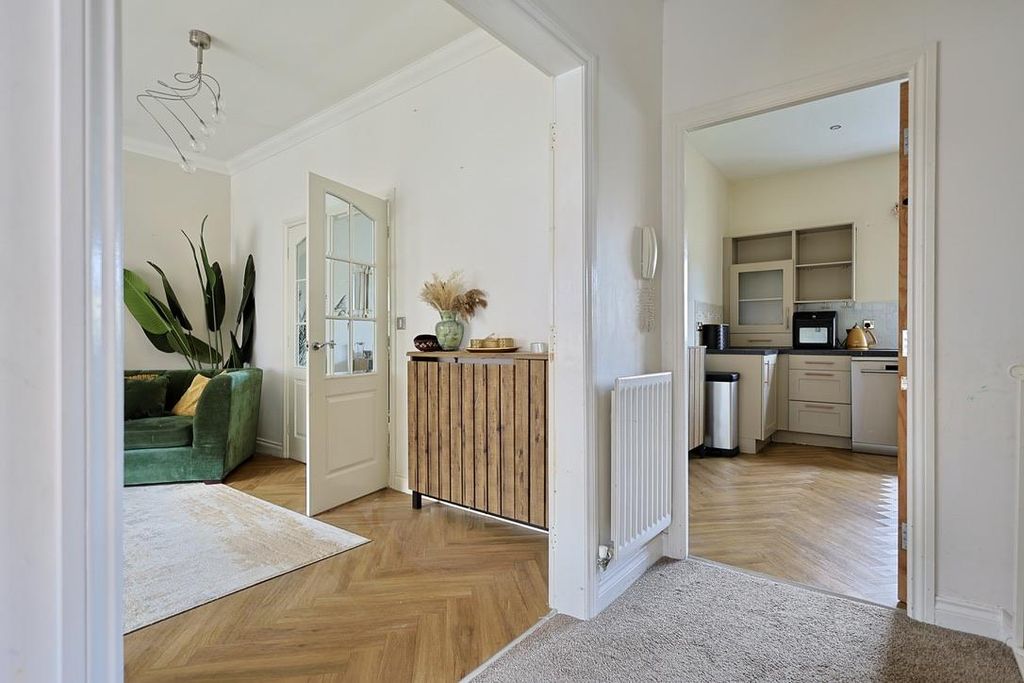 Additional image 24 of 5 bed end terrace house for saleFeatherstone Grove, Newcastle Upon Tyne NE3