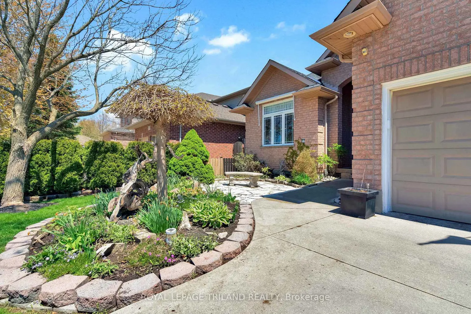 Additional image 3 of 998 Gabor Street
