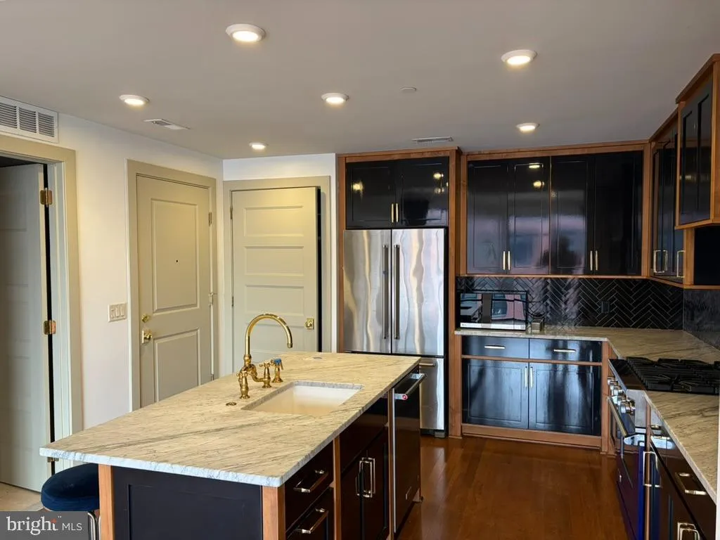 1301 H Street NE Unit PH-7, Washington, DC 20002 photo 2