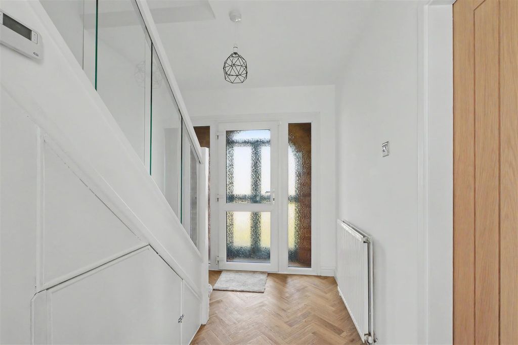 Additional image 6 of 3 bed detached house for saleSandy Lane, Bramcote NG9