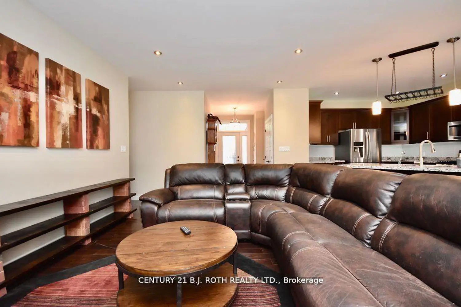 Additional image 7 of 1738 Wingrove Avenue