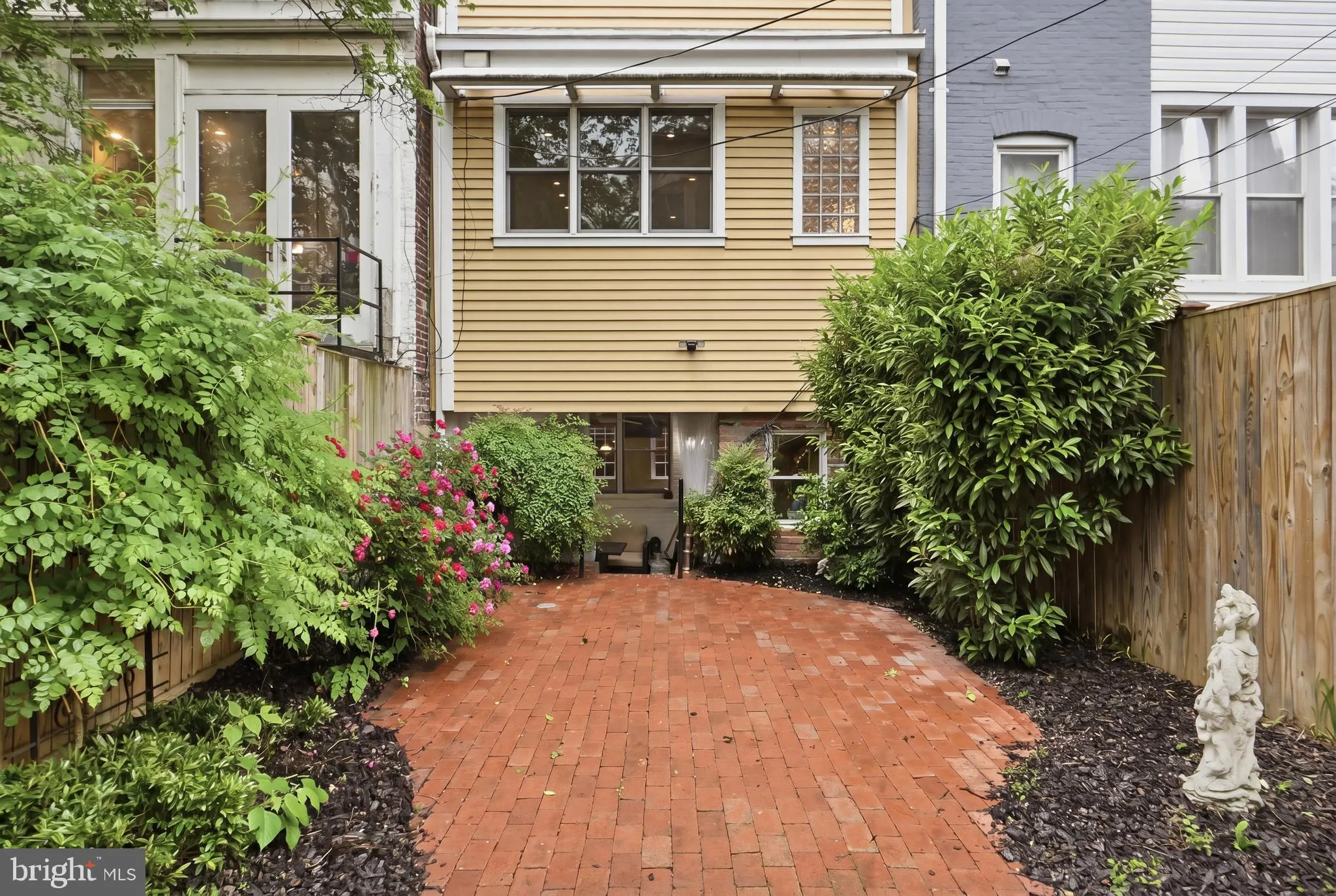 Additional image 116 of 319 C Street SE, Washington, DC 20003