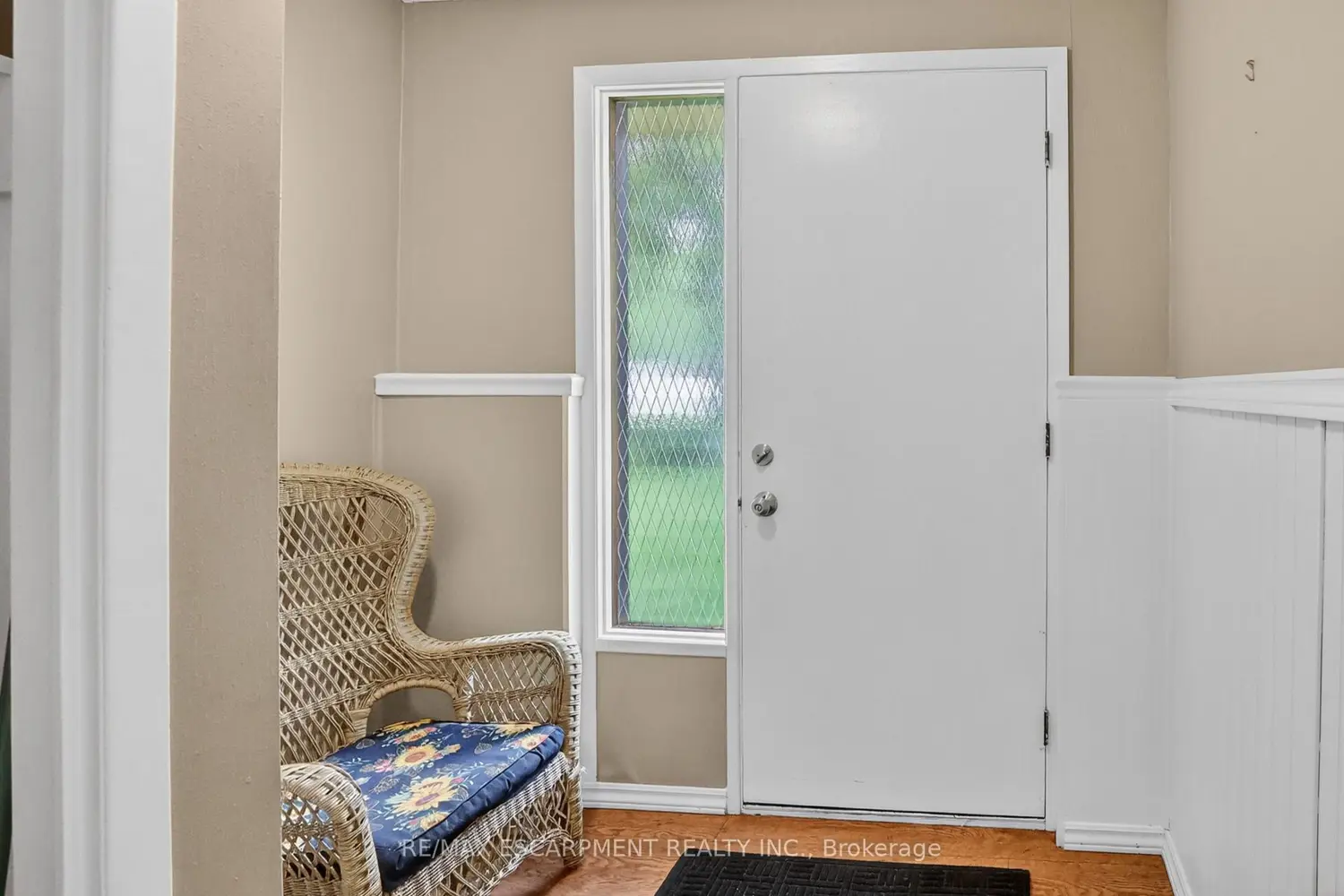 124 Mumby Road photo 3