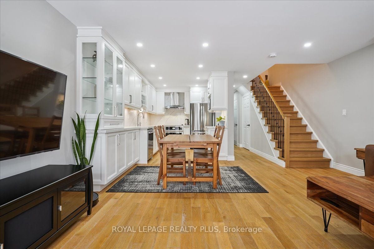 Additional image 5 of 5300 Palmetto Place, Mississauga, ON, L5M 0C7