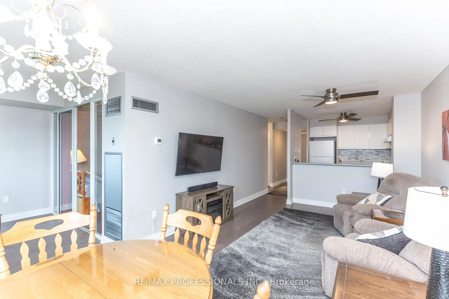 Additional image 7 of 2177 Burnhamthorpe Road 702