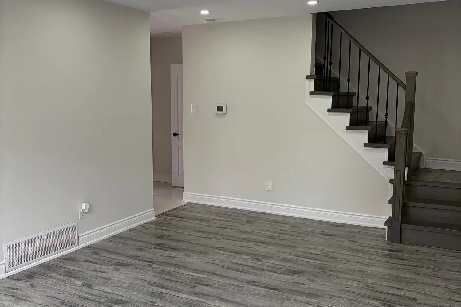 Additional image 5 of 41 Town House Crescent