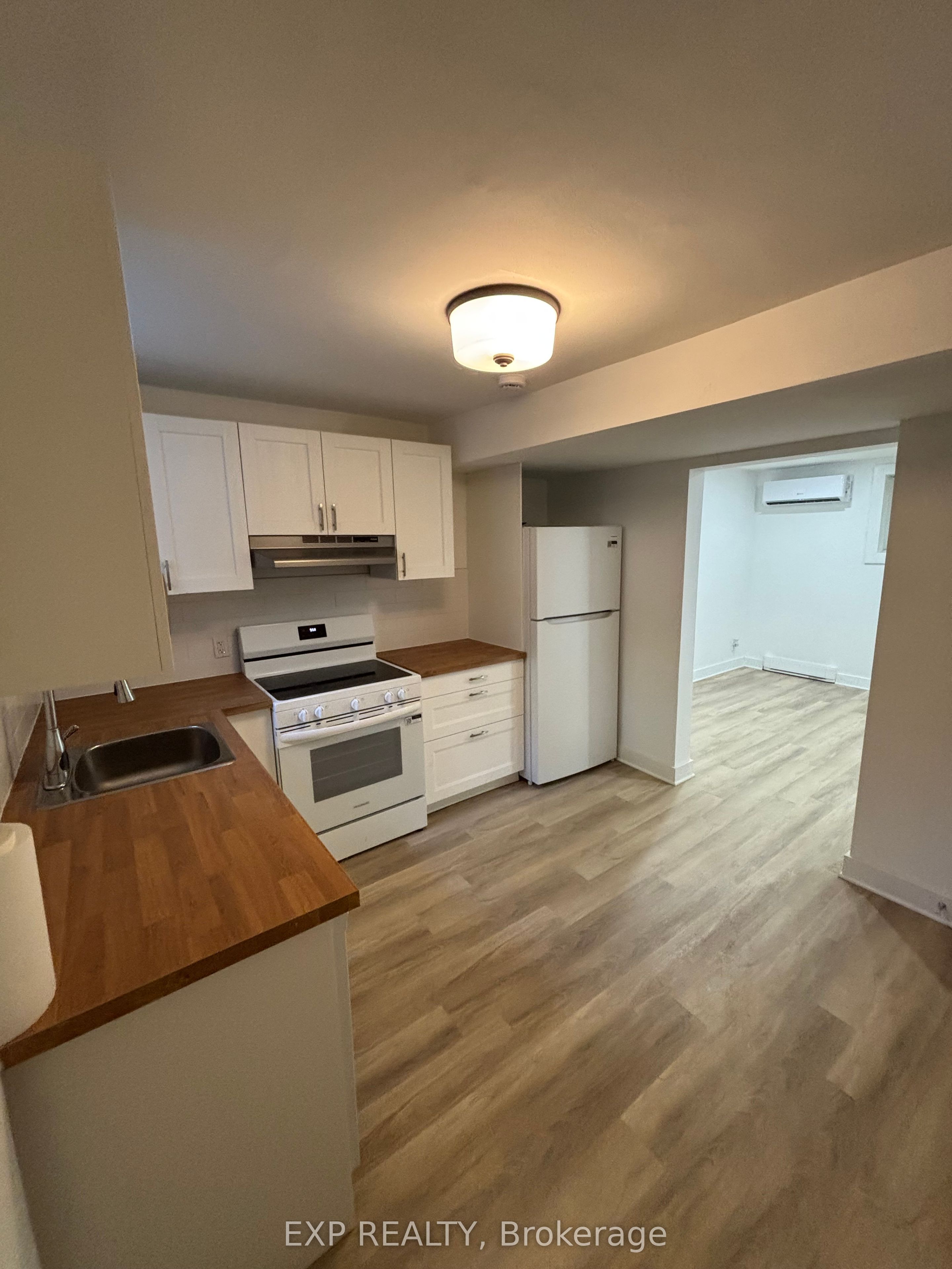 Additional image 2 of 378-378 Montfort Street, Ottawa, ON, K1L 5N1