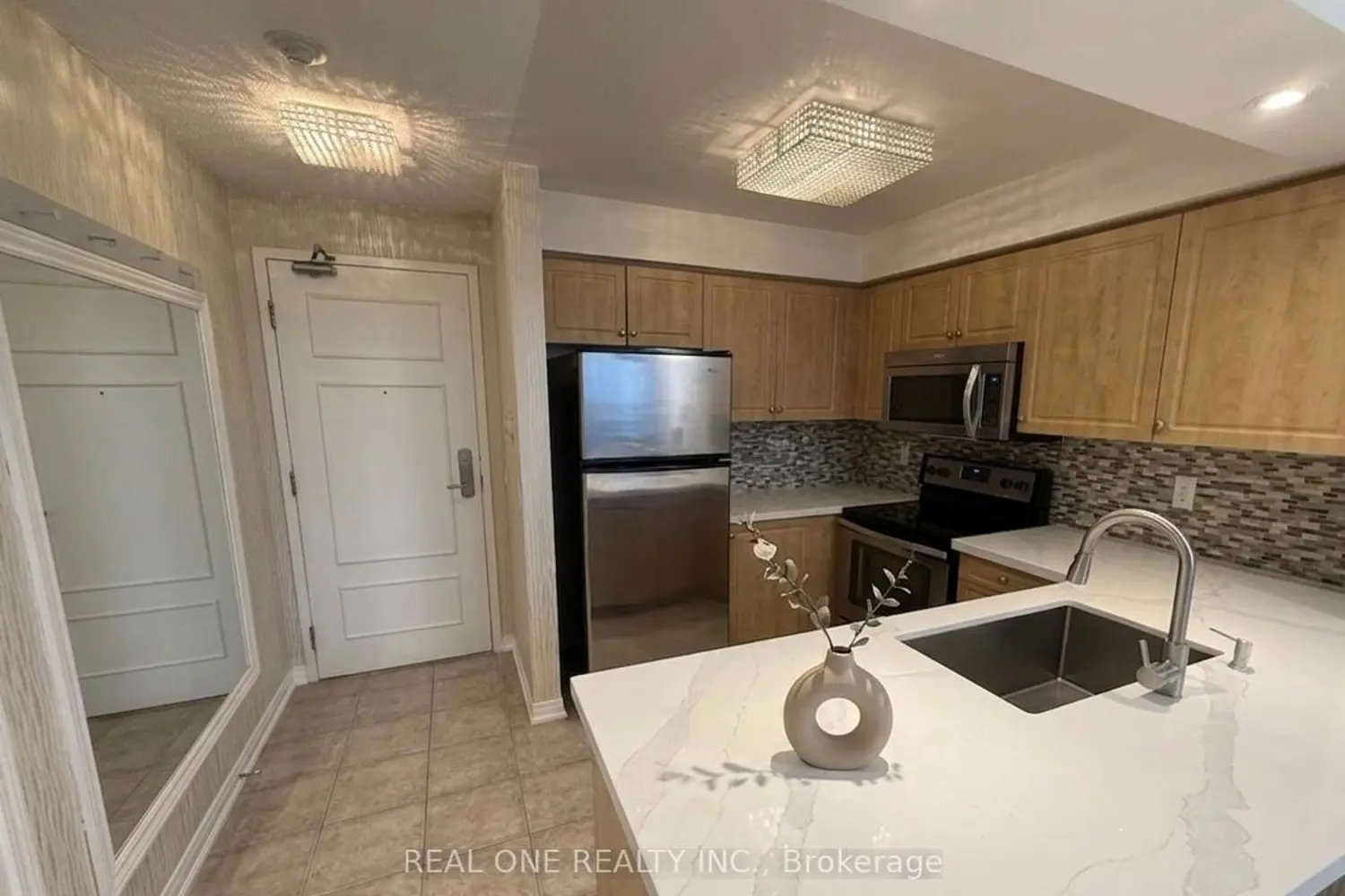 Additional image 6 of 310 Red Maple Road 1203