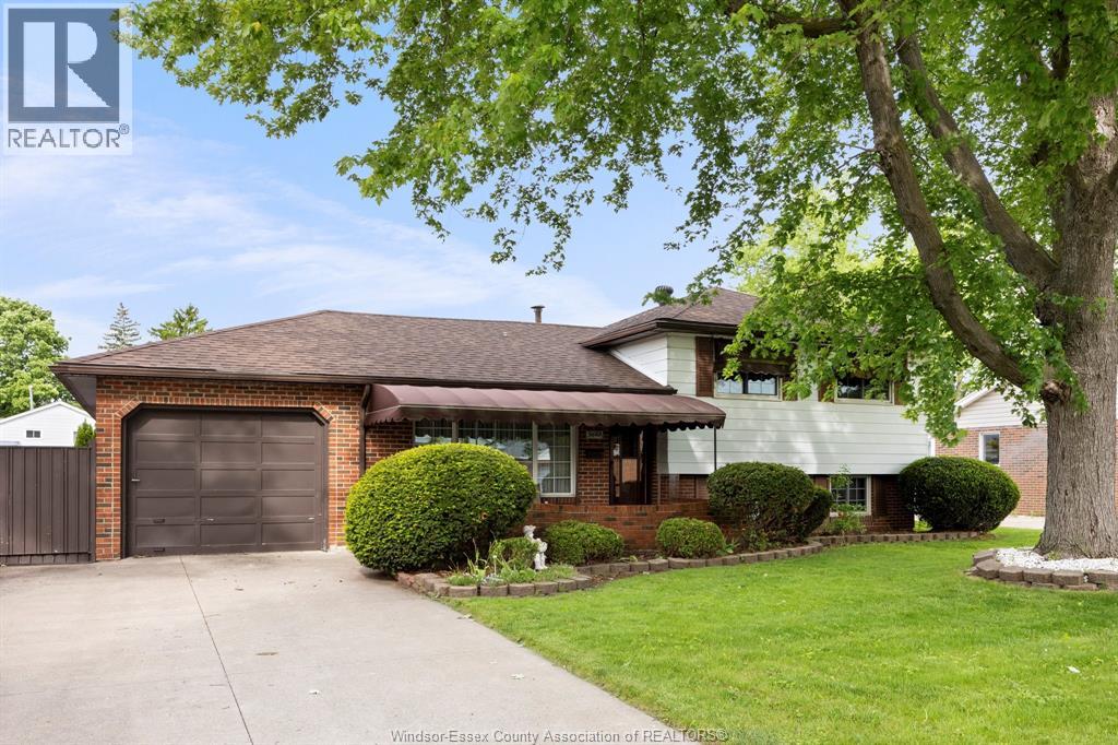 5649 Baldwin , Windsor, ON, N8T1L7
