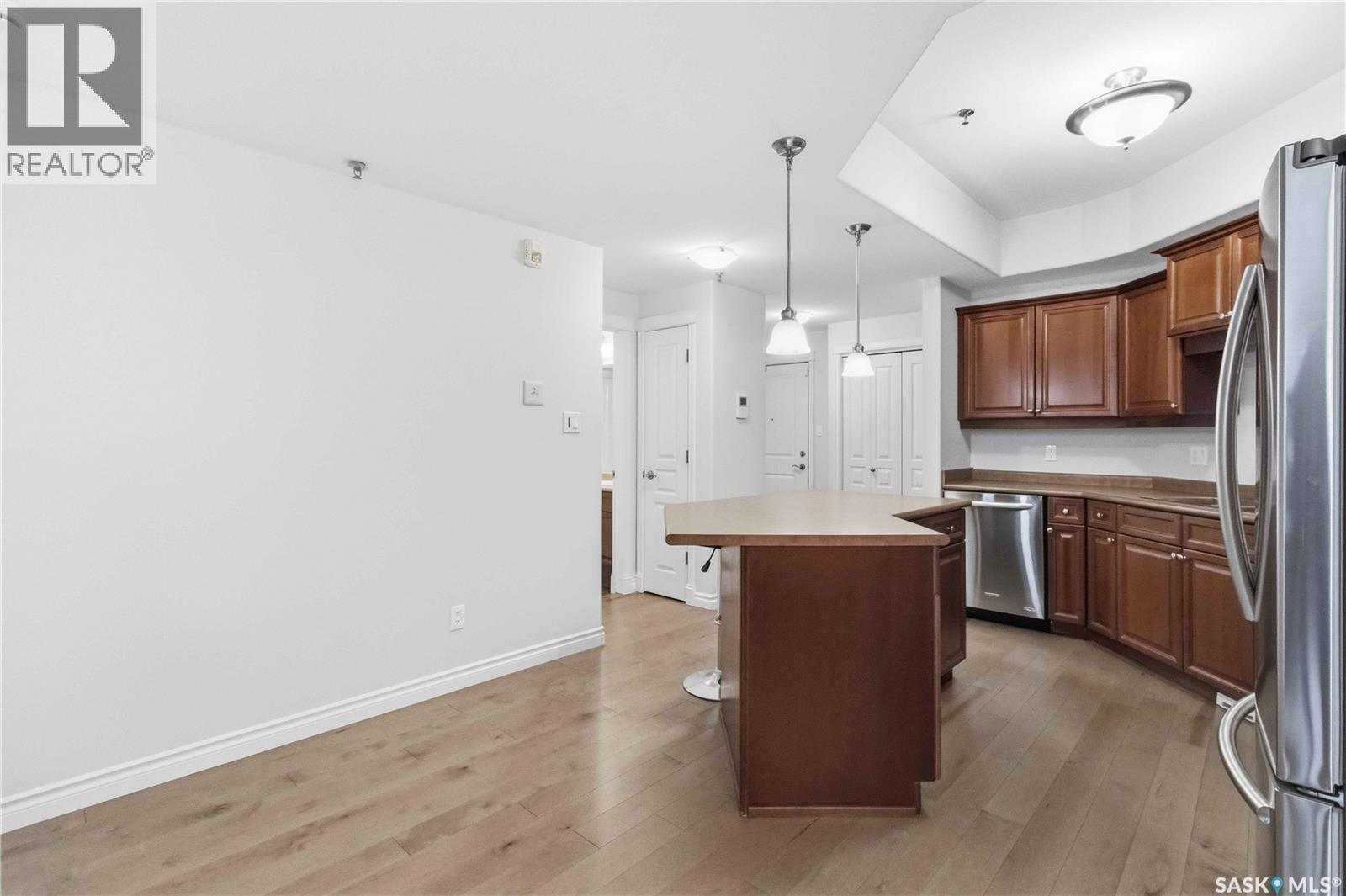 Additional image 2 of 112-619 Saskatchewan Crescent W, Saskatoon, SK, S7M0A5