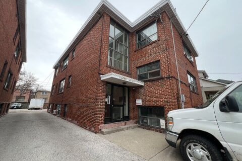 Additional image 7 of 7-108 Grandville Avenue, Toronto, ON, M6N 4V2