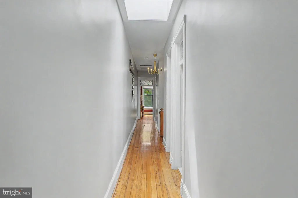 Additional image 33 of 922 Maryland Avenue NE, Washington, DC 20002