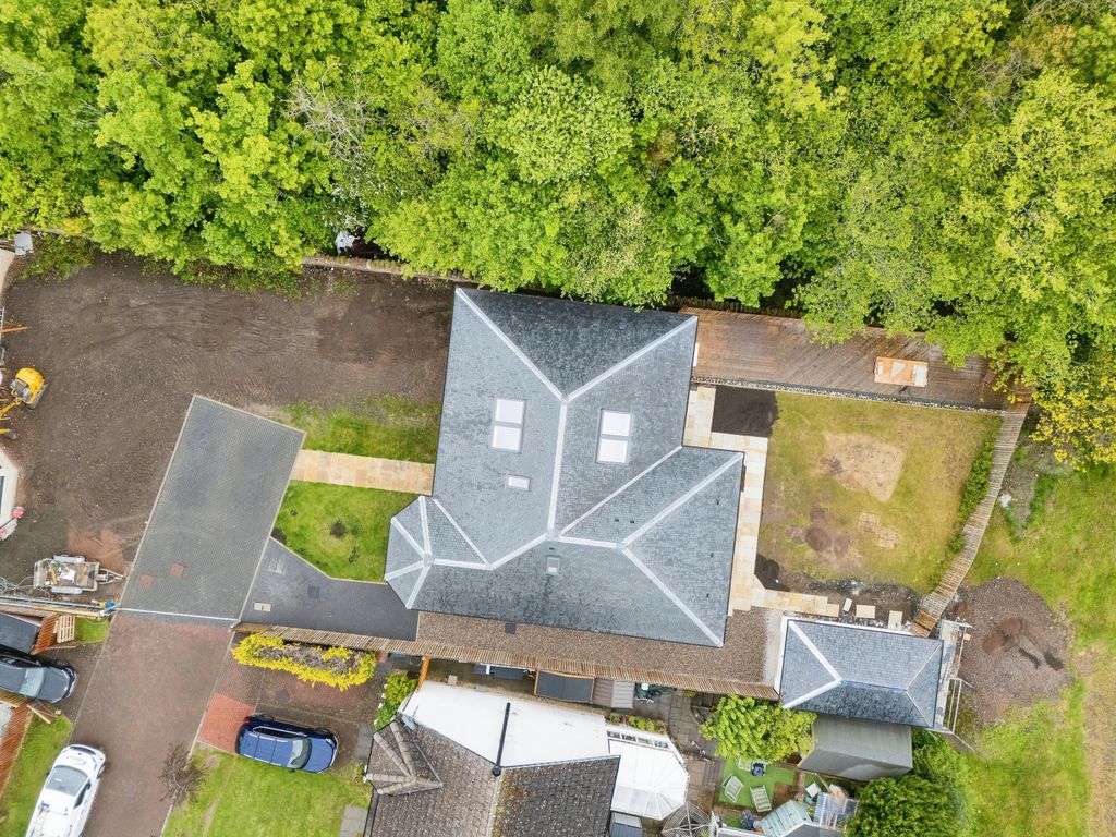 Additional image 3 of 5 bed detached house for saleRoanshead Crescent, Dalkeith EH22
