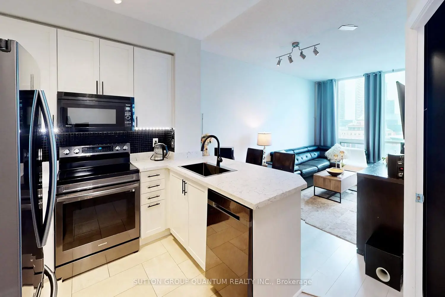 Additional image 5 of 3939 Duke Of York Boulevard 701