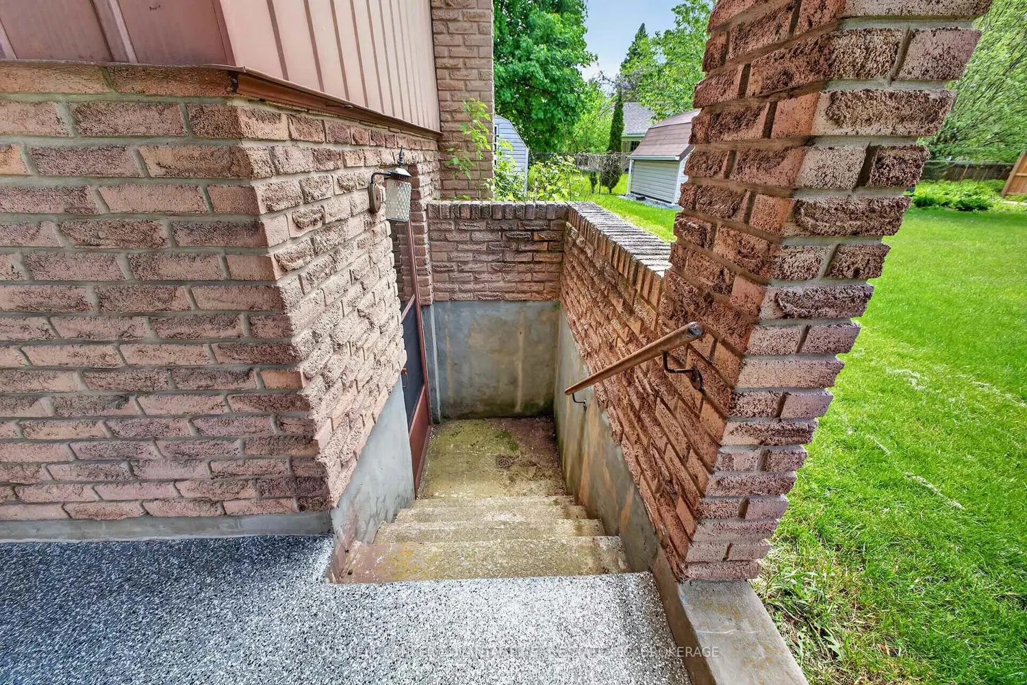 Additional image 3 of 6976 Abbey Circle