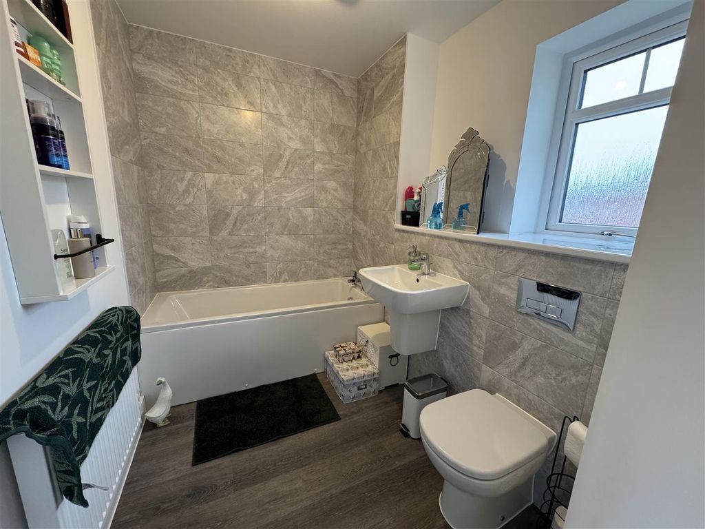 Additional image 6 of 2 bed flat for saleCape Lindsey Road, Newport NP20