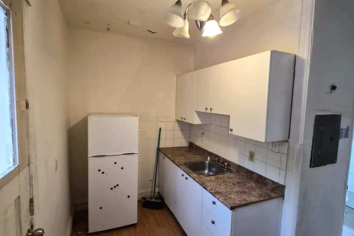 Additional image 13 of 604-606 Somerset Street