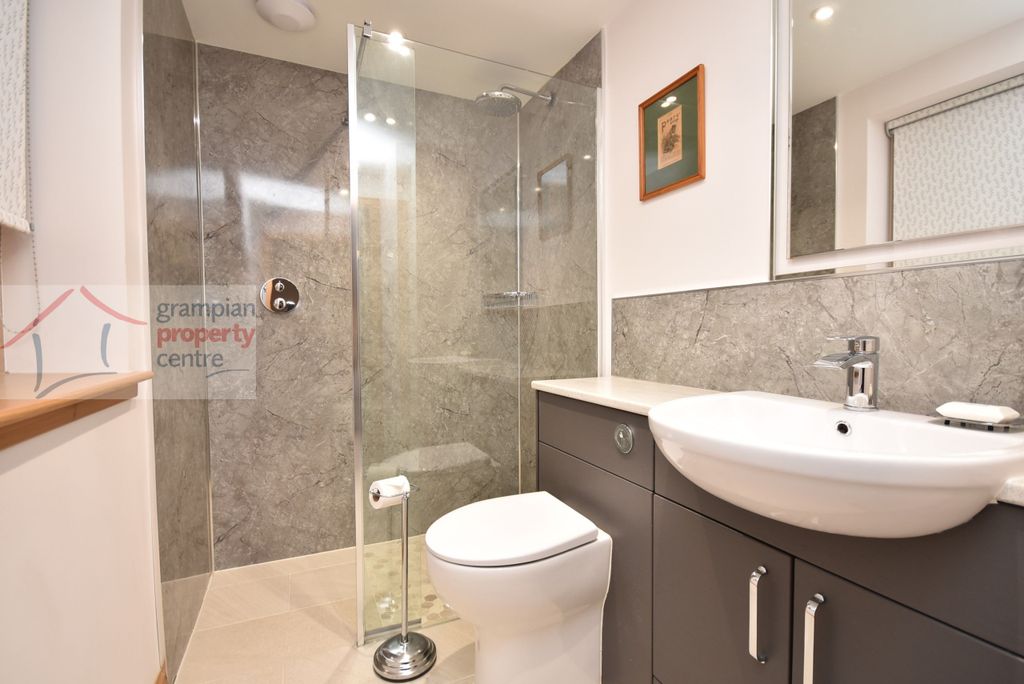 Additional image 14 of 2 bed flat for saleProvost Drive, Lossiemouth IV31