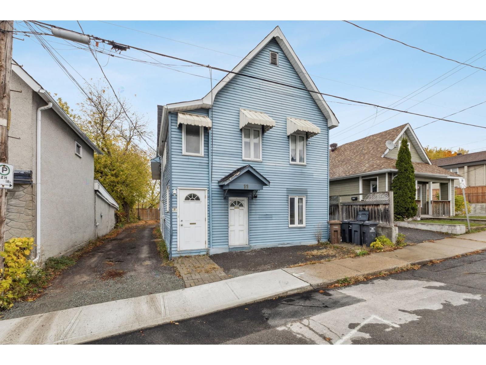 11 Rue Charlevoix