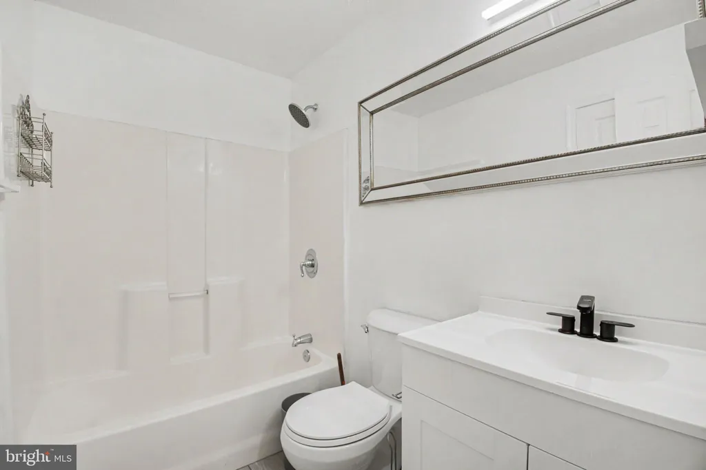Additional image 27 of 219 P Street NW, Washington, DC 20001