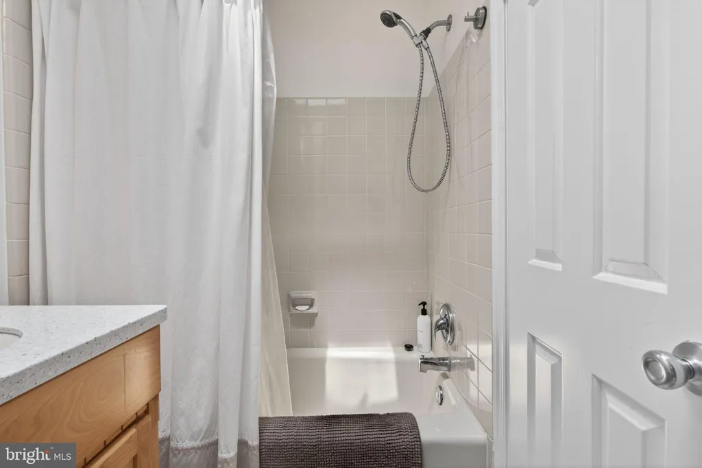 Additional image 24 of 4625 Macarthur Boulevard NW Unit B, Washington, DC 20007