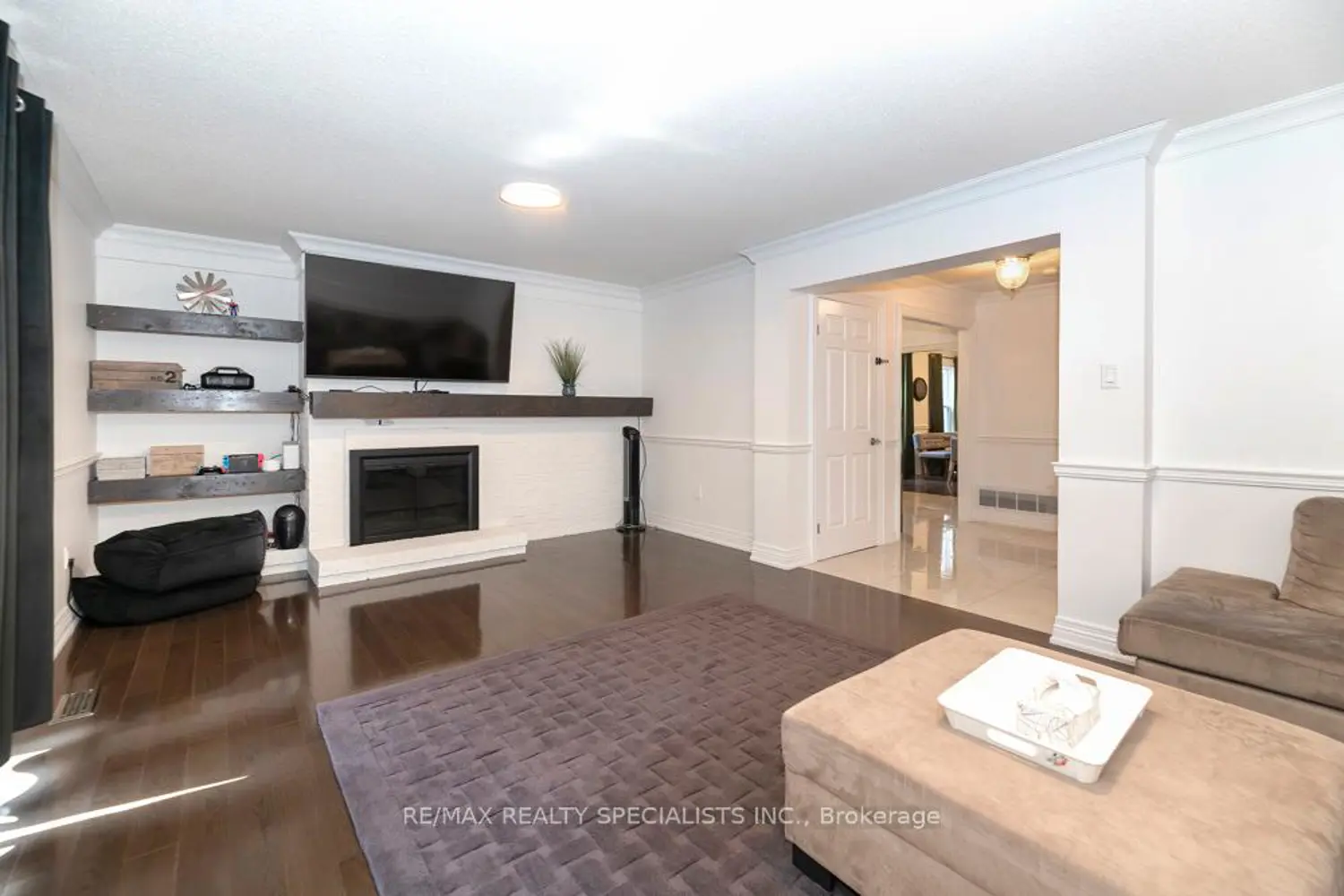 Additional image 15 of 77 Leander Street