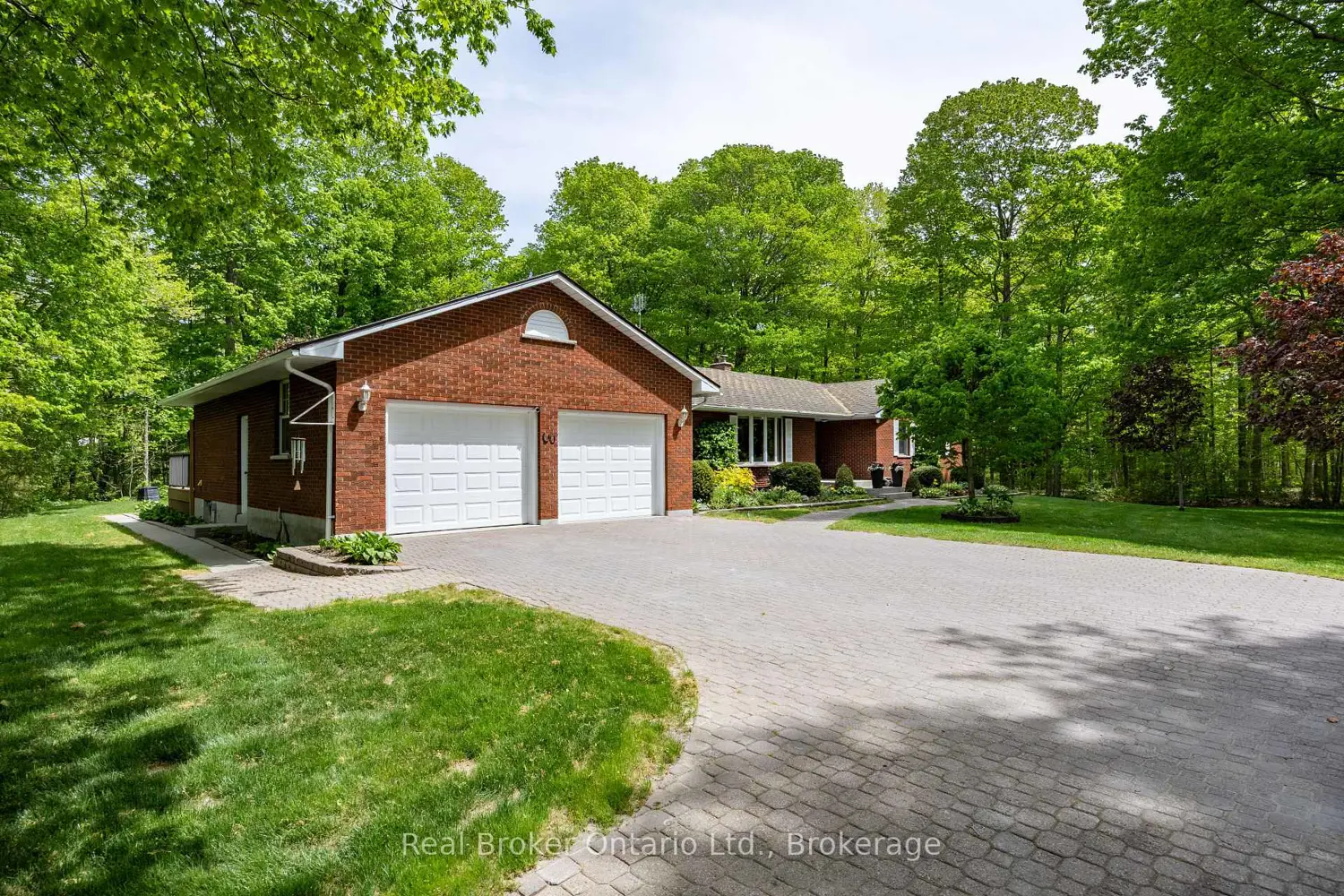 3061 Green Road photo 3