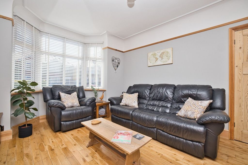 Additional image 8 of 3 bed end terrace house for saleWarten Road, Ramsgate, Kent CT11