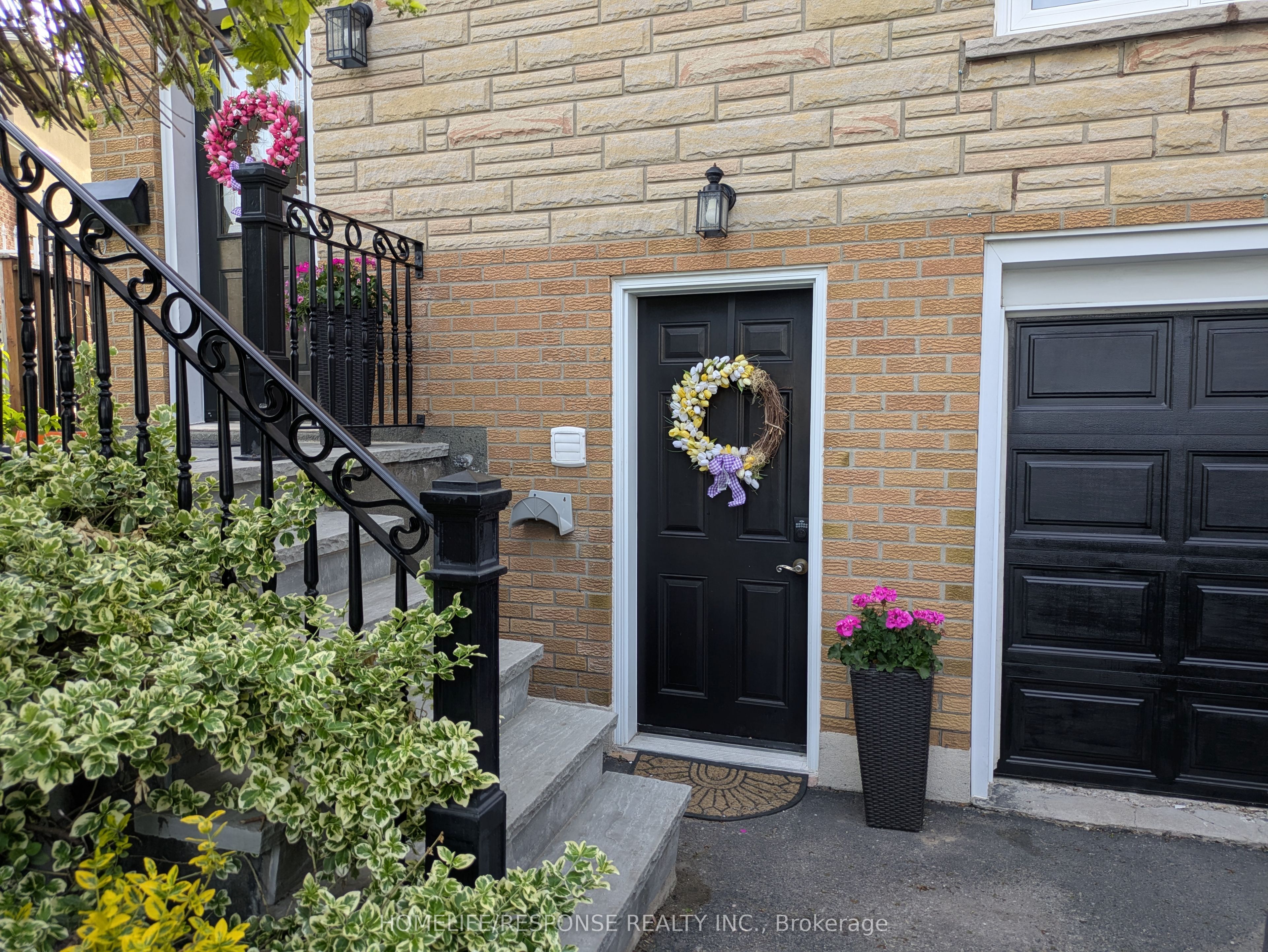 Additional image 3 of 3430 Homark Drive, Mississauga, ON, L4Y 2K7