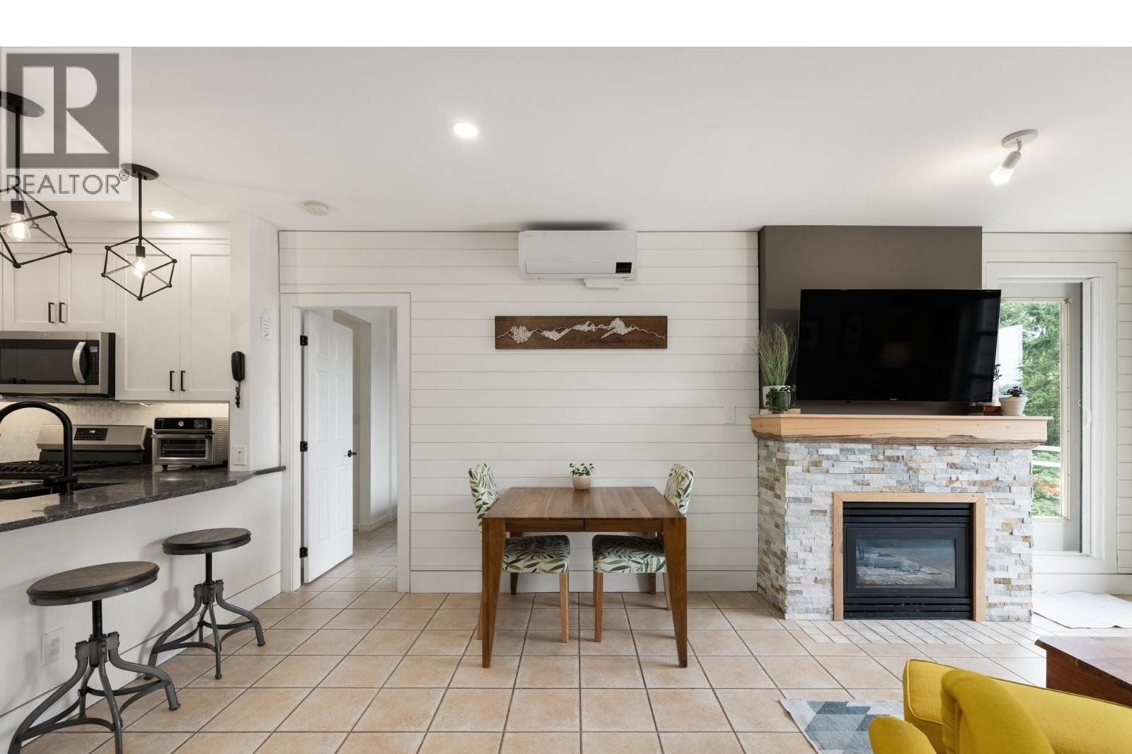 Additional image 7 of 219-3629 Deercrest Drive, North Vancouver, BC, V7G2S9