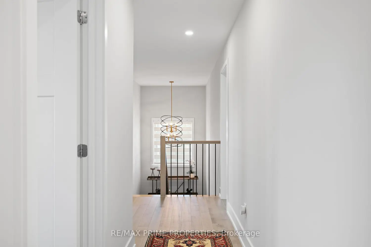 148 Aubrais Crescent photo 2
