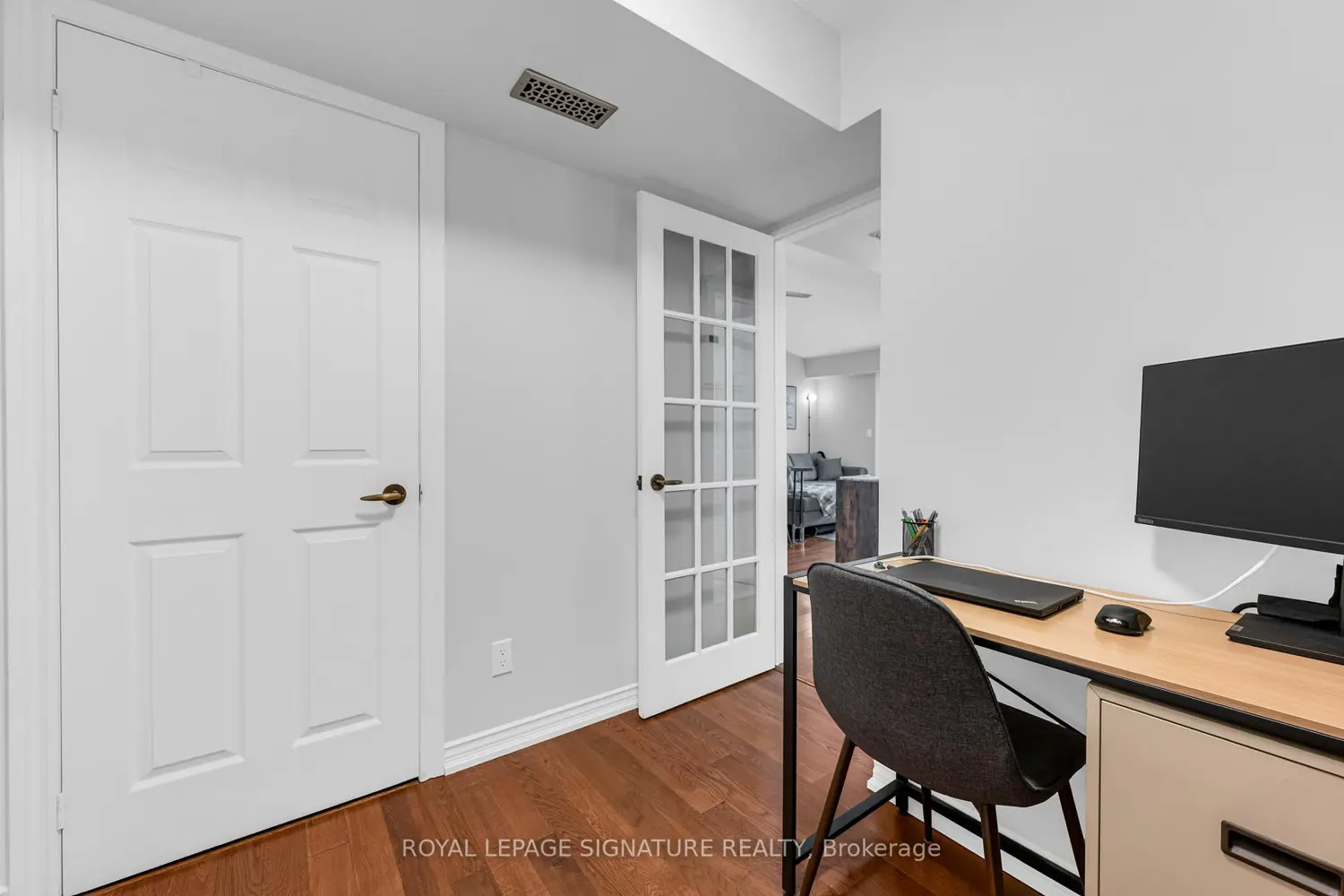 Additional image 18 of 4005 Kilmer Drive 410