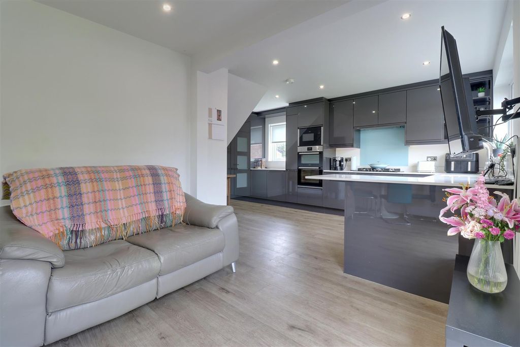 Additional image 6 of 3 bed semi-detached house for sale27 Regency Park, Newtownards BT23